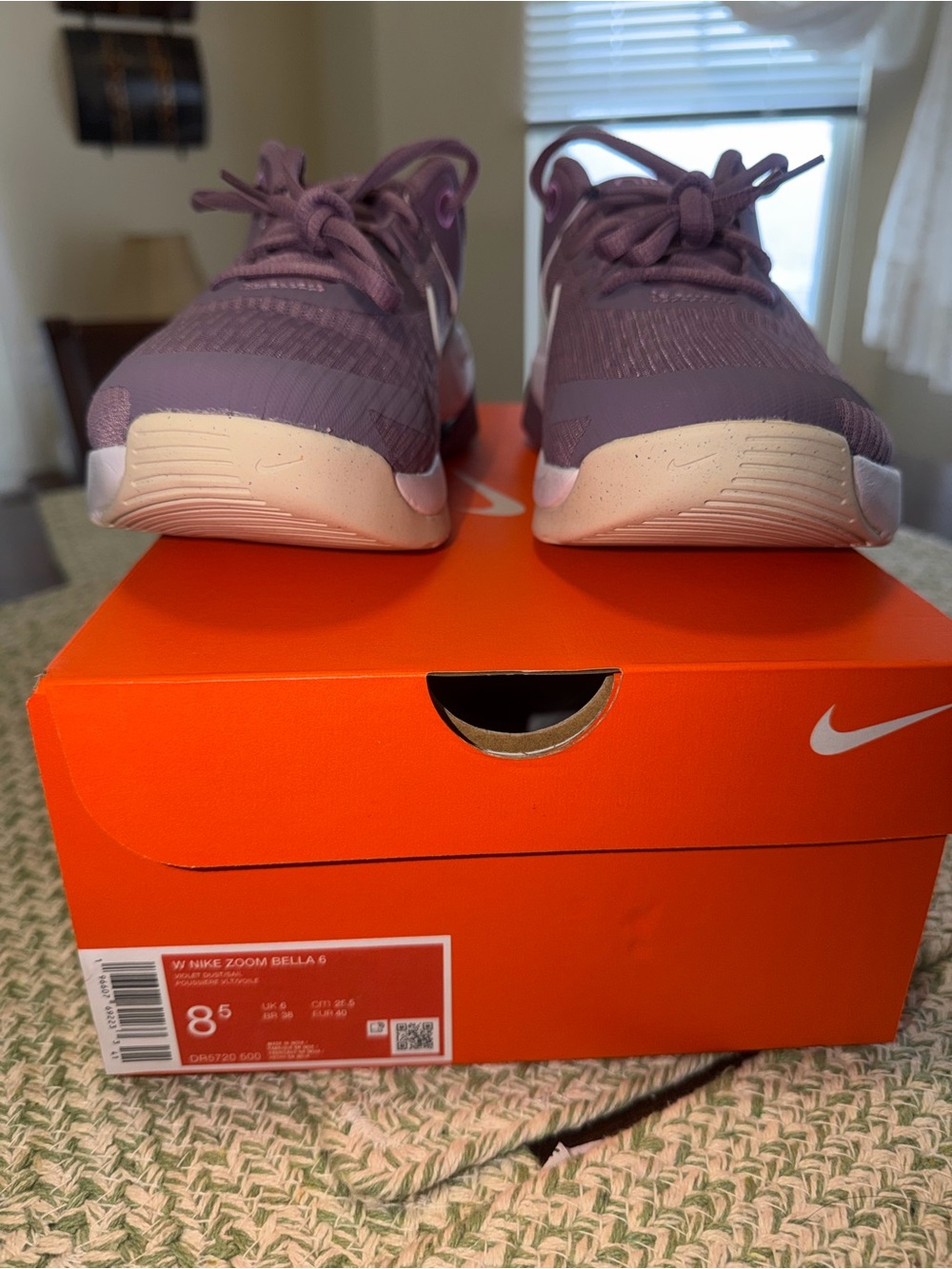 Nike women’s Zoom Bella 6 Lavender Athletic Sneakers size 8.5 new!! - Picture 2 of 10